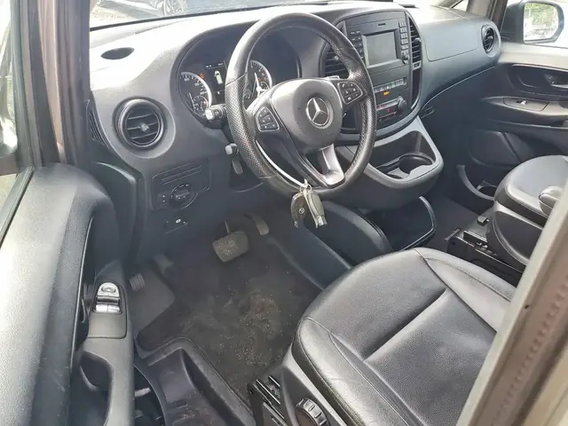 MERCEDES-BENZ METRIS 2019