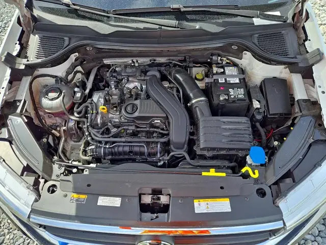 VOLKSWAGEN TAOS SE 2022