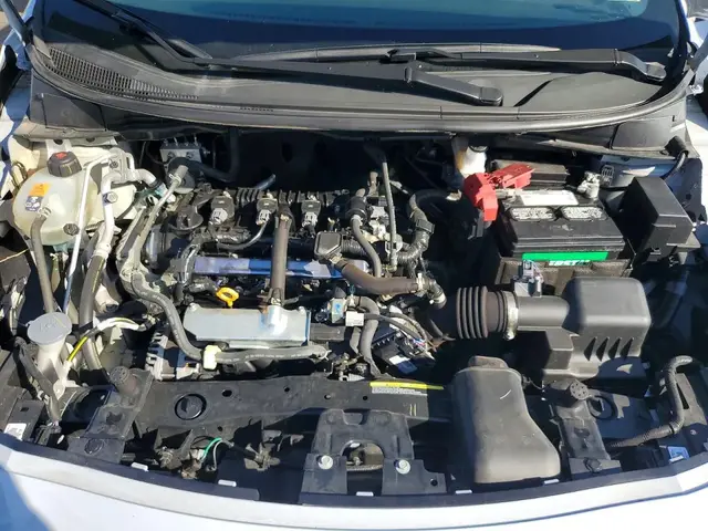 NISSAN VERSA SR 2024