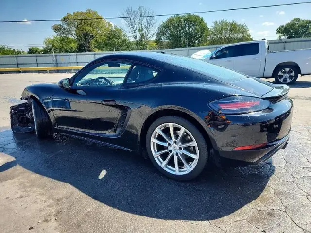 PORSCHE CAYMAN BASE 2024