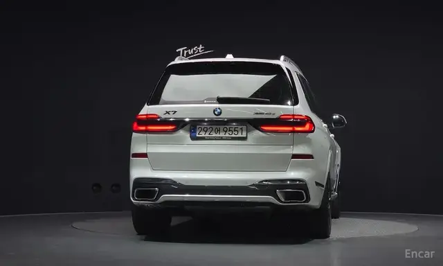 BMW X7 40D M-SPORT 7-SEATER 2023