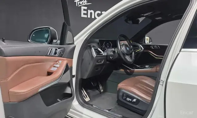 BMW X7 40D M-SPORT 7-SEATER 2023