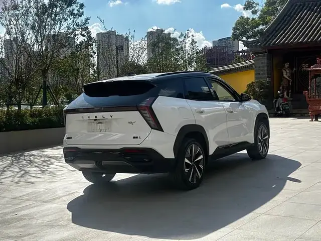 GEELY BOYUE L PREMIUM 2023