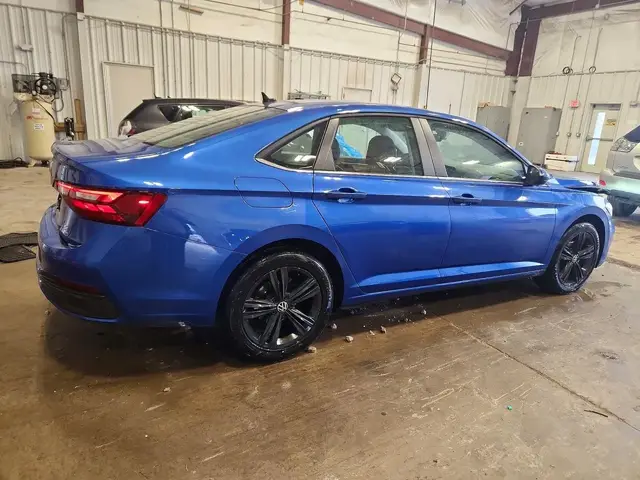 VOLKSWAGEN JETTA SE 2024