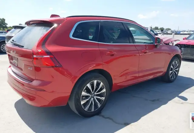 VOLVO XC60 B5 CORE 2023