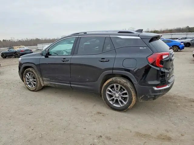 GMC TERRAIN SLT 2024