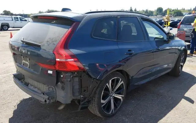 VOLVO XC60 RECHARGE PLUG-IN HYBRID 2024