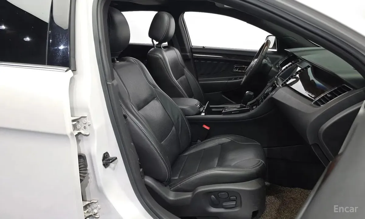 FORD TAURUS LIMITED 2017