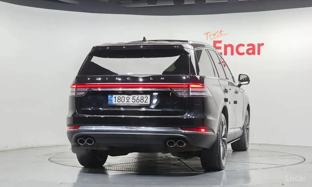 LINCOLN AVIATOR RESERVE 2022
