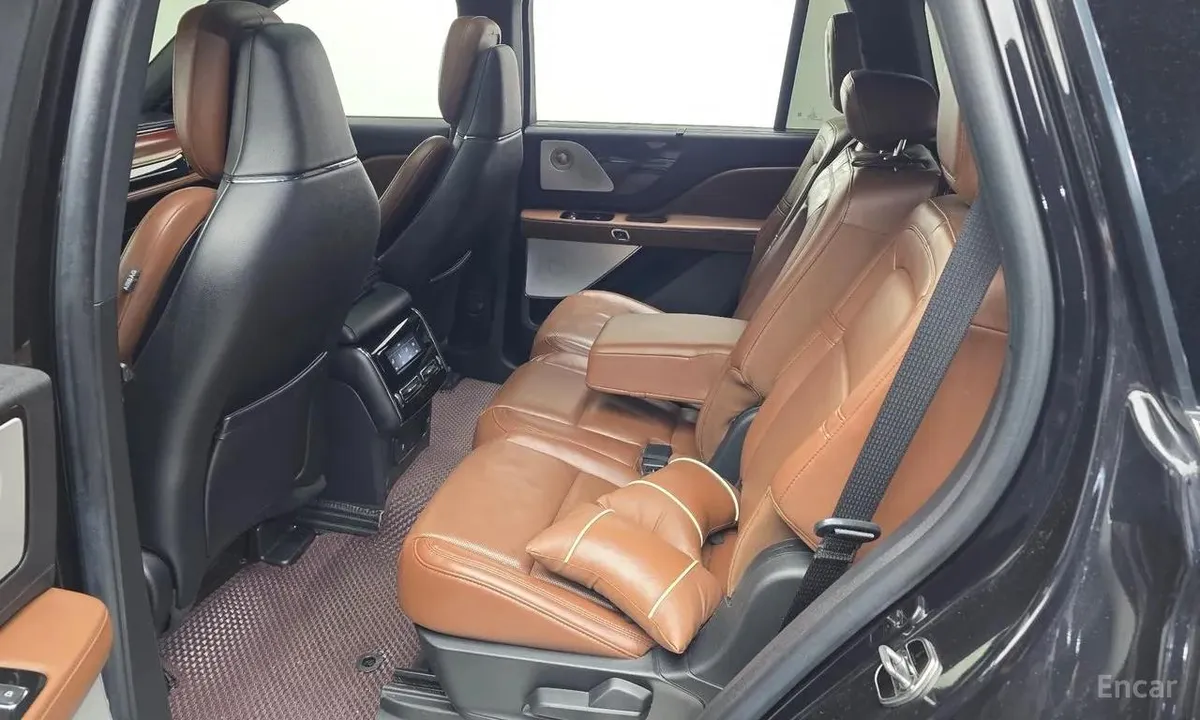 LINCOLN AVIATOR RESERVE 2022
