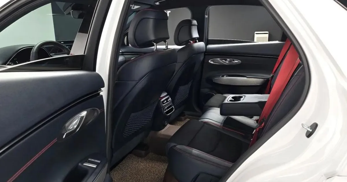 GENESIS GV70 2022
