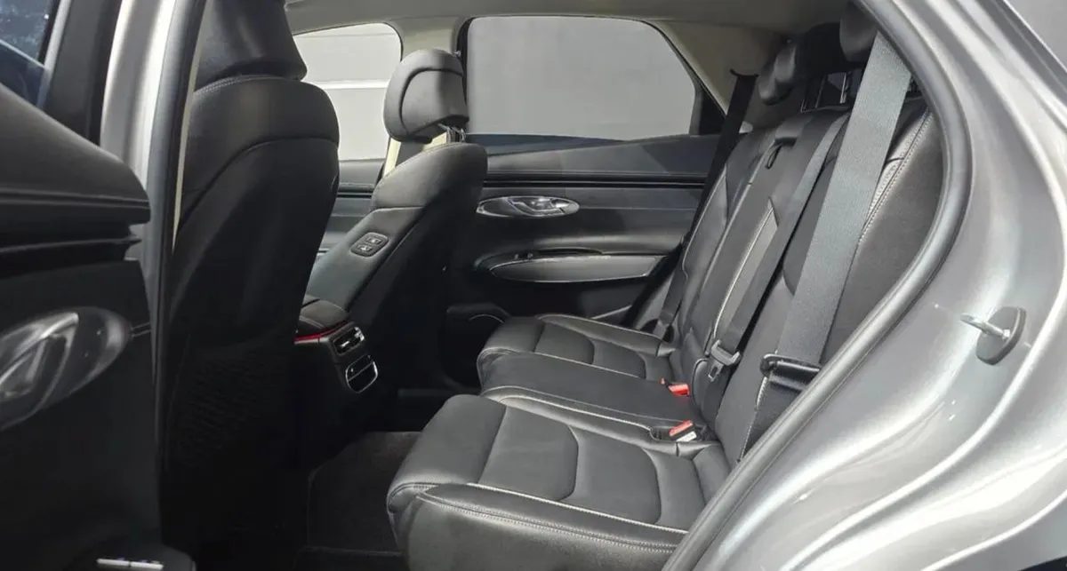GENESIS GV70 2022