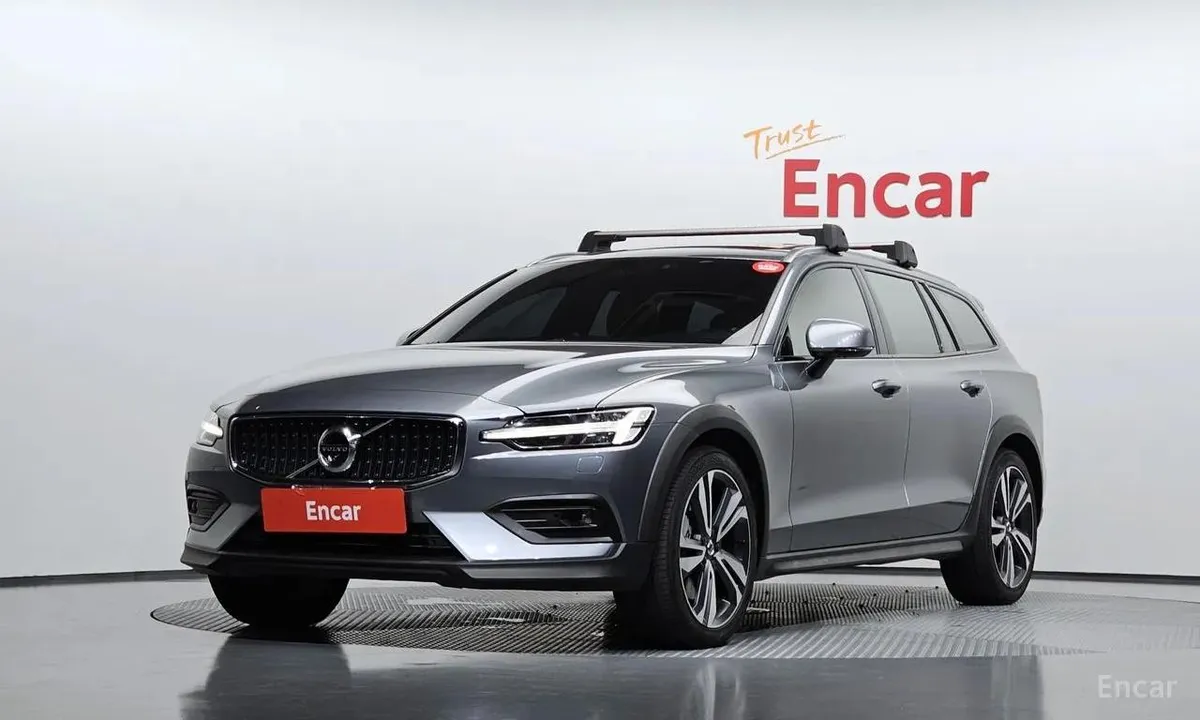 VOLVO V60 CROSS COUNTRY II 2019