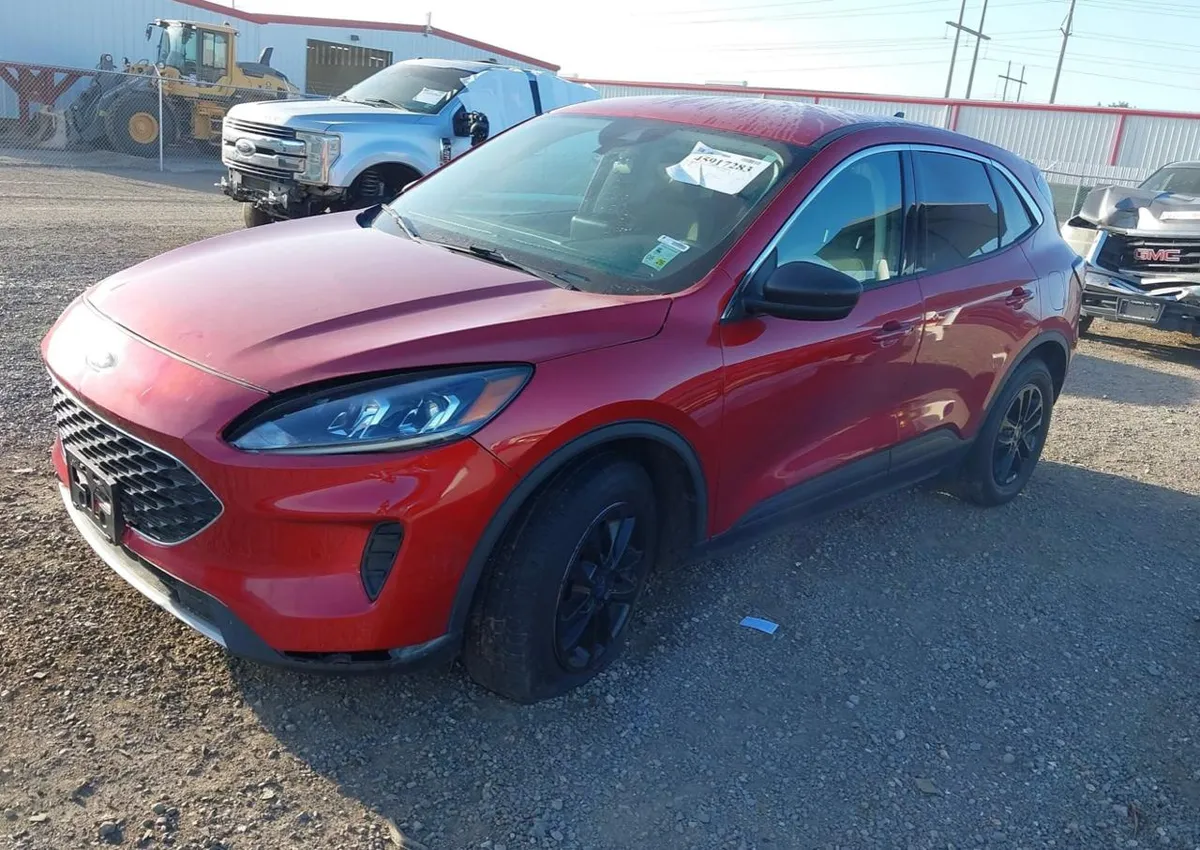 FORD ESCAPE SE 2022