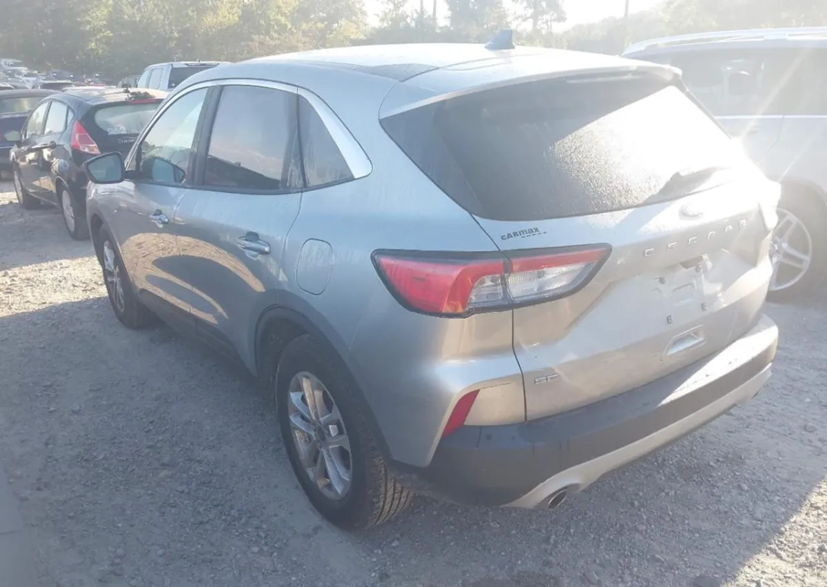 FORD ESCAPE SE 2022