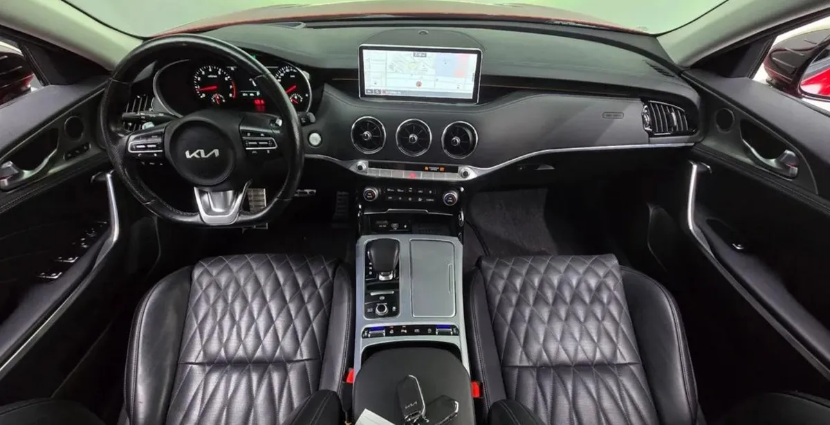 KIA STINGER 2022