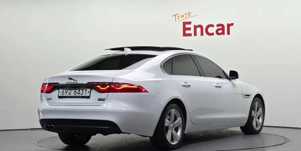 JAGUAR XF X260 2018