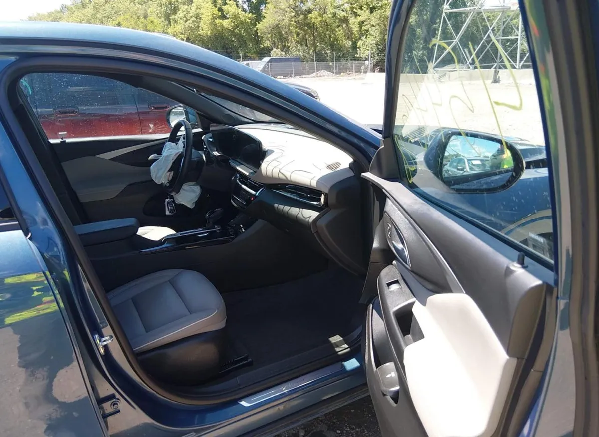 BUICK ENVISTA AVENIR FWD 2026