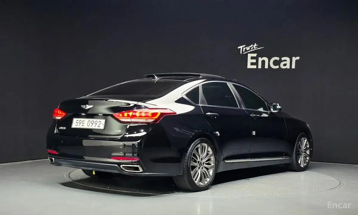 HYUNDAI GENESIS DH PREMIUM 2016