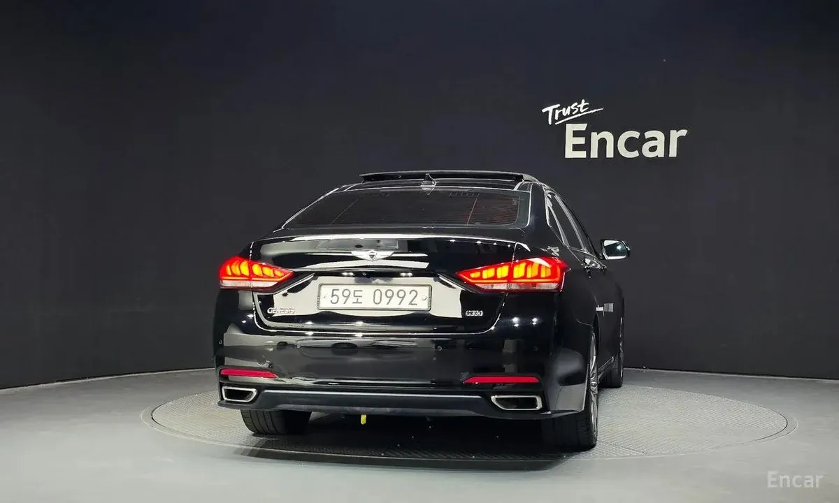 HYUNDAI GENESIS DH PREMIUM 2016