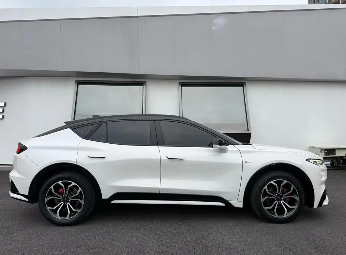 FORD EVOS 2022