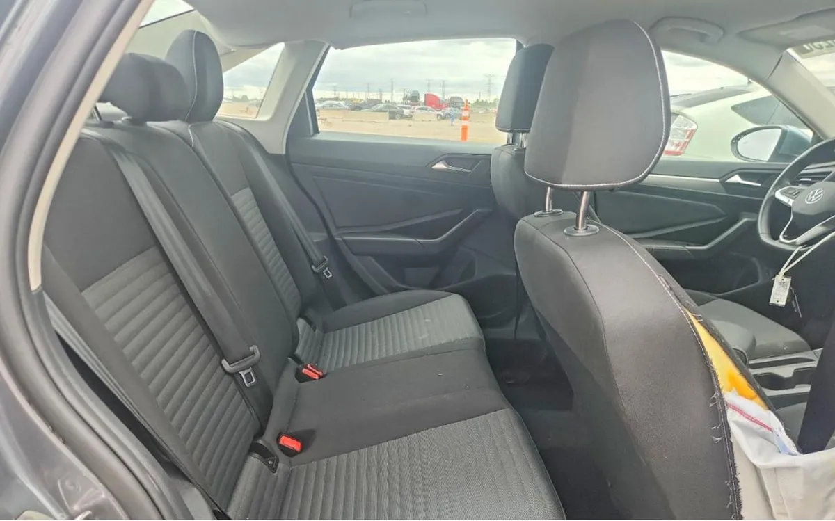 VOLKSWAGEN JETTA S 2024