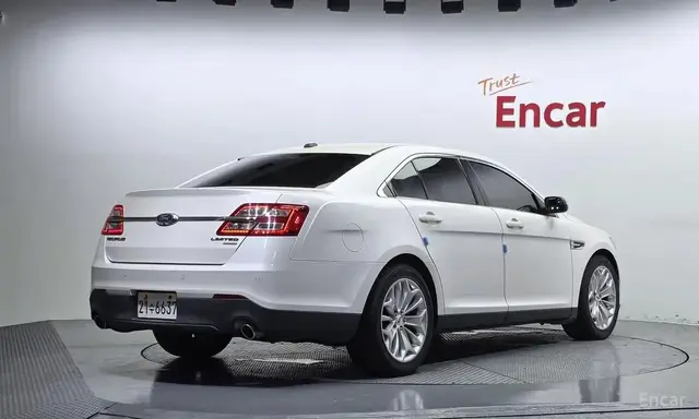 FORD TAURUS LIMITED 2017