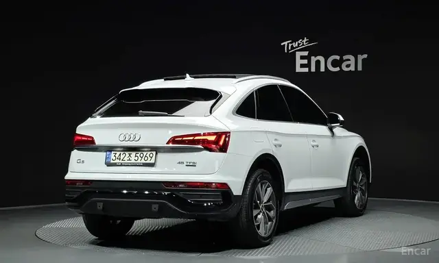 AUDI Q5 2022