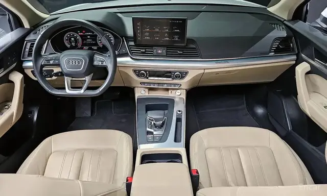 AUDI Q5 2022