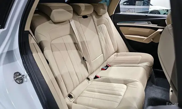 AUDI Q5 2022