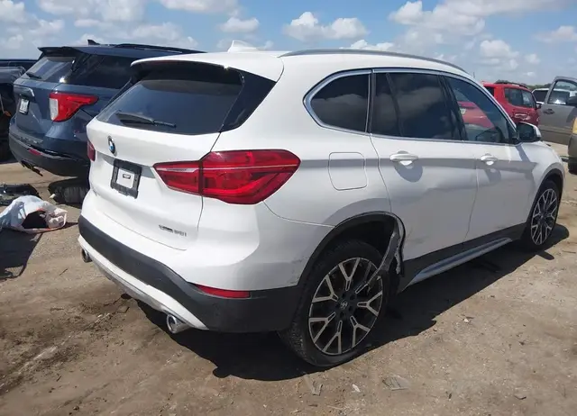 BMW X1 SDRIVE28I 2022