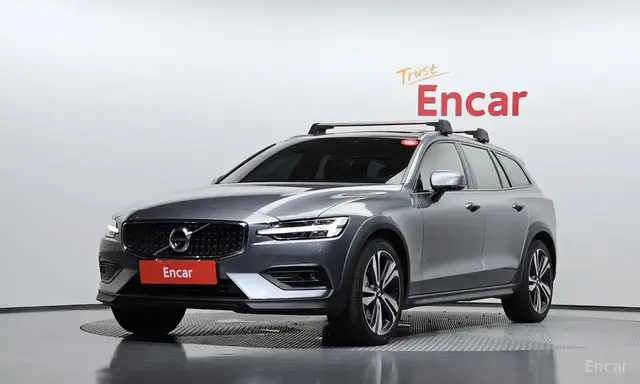 VOLVO V60 CROSS COUNTRY II 2019