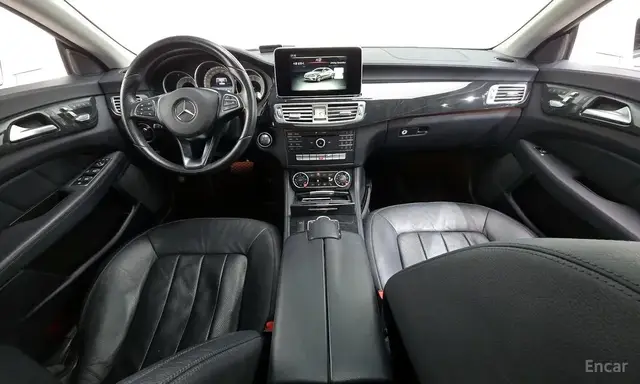 MERCEDES-BENZ CLS-CLASS W218 4MATIC 2015