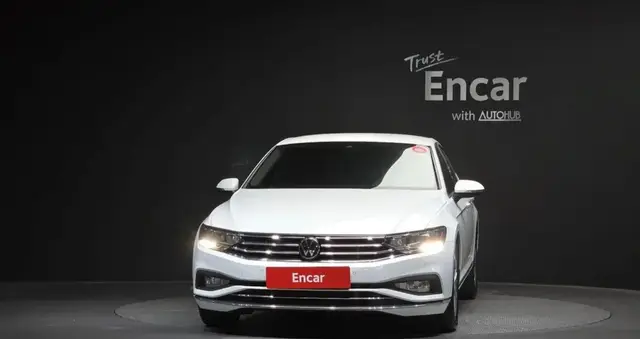 VOLKSWAGEN PASSAT GT 2022