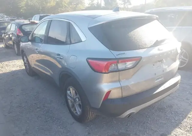FORD ESCAPE SE 2022