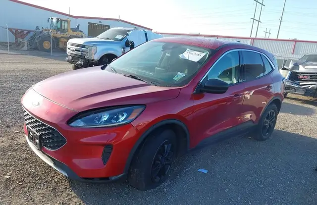 FORD ESCAPE SE 2022