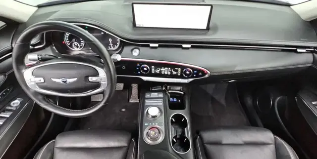 GENESIS GV70 2024