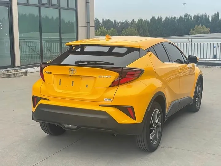 TOYOTA C-HR LUXURY 2022