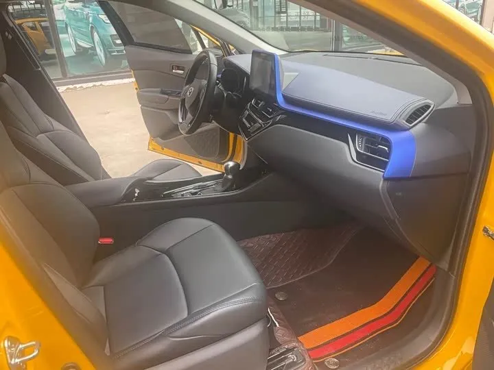TOYOTA C-HR LUXURY 2022
