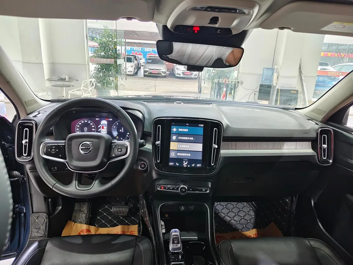 VOLVO XC40 T4 AWD INSCRIPTION 2022