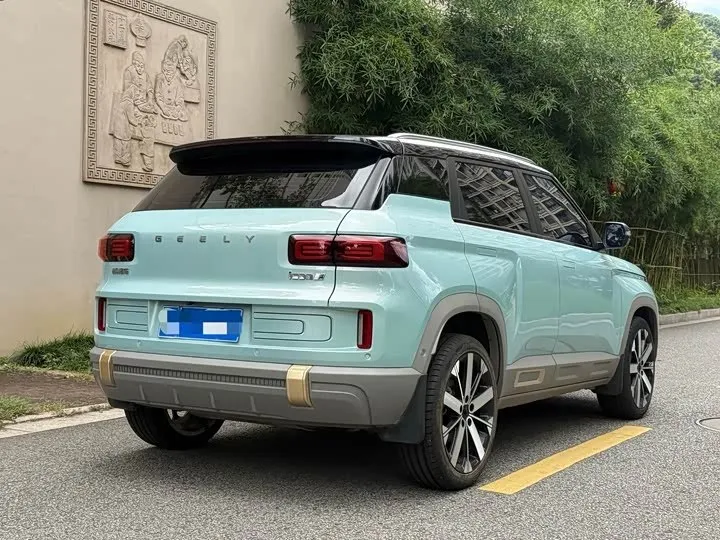 GEELY ICON PREMIUM 2023