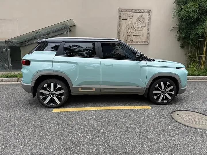 GEELY ICON PREMIUM 2023
