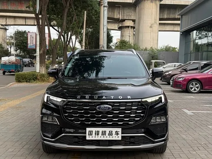 FORD EQUATOR PREMIUM 2023