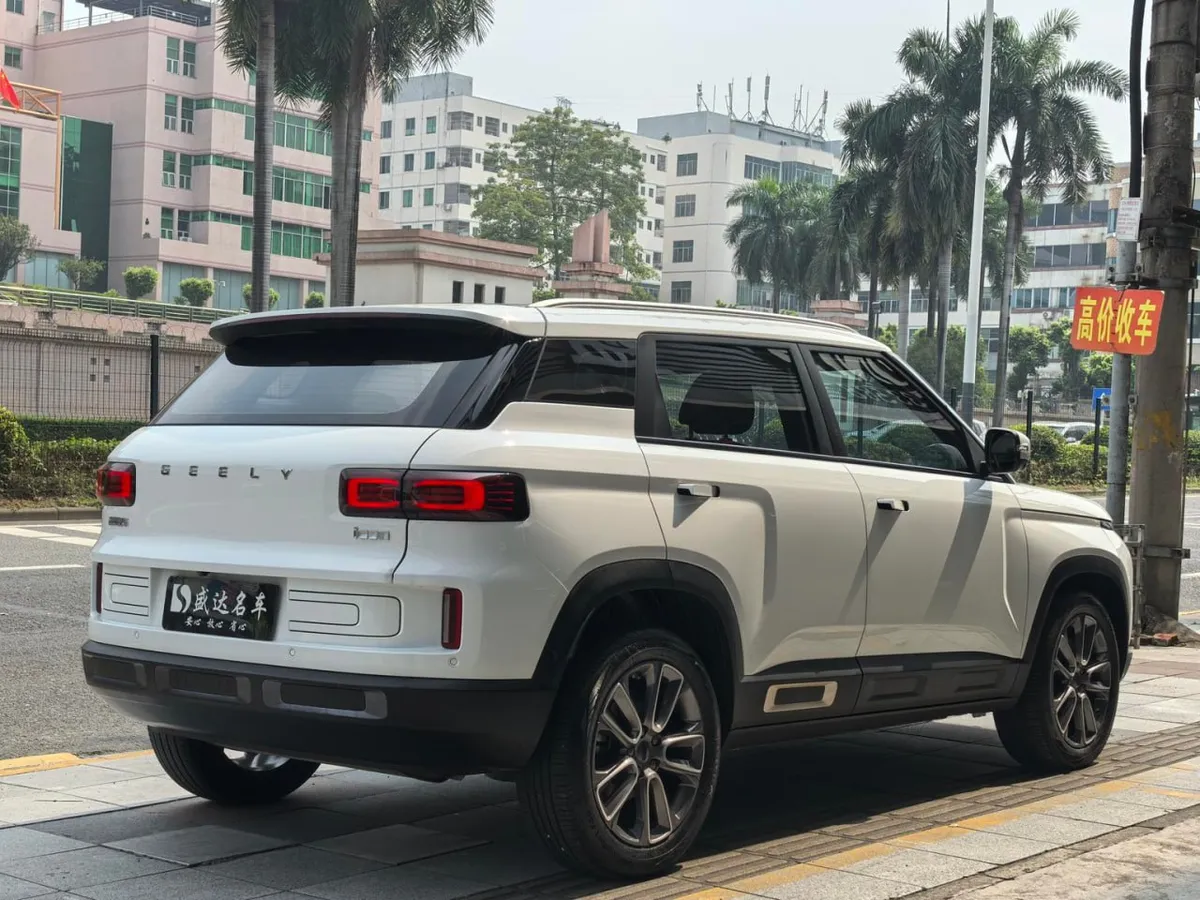 GEELY ICON 2020