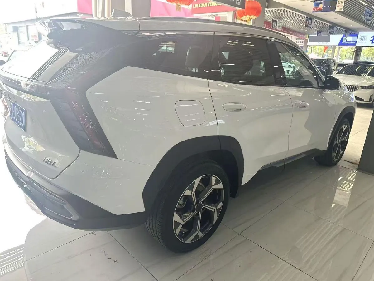 GEELY BOYUE L PREMIUM 2023