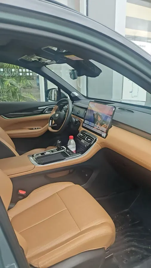 GEELY BOYUE L JINXIU 2025
