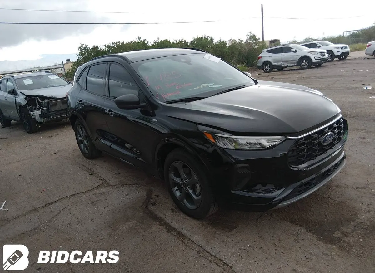FORD ESCAPE 2024