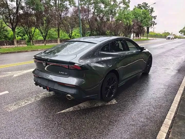 CHANGAN UNI-V PREMIUM 2022