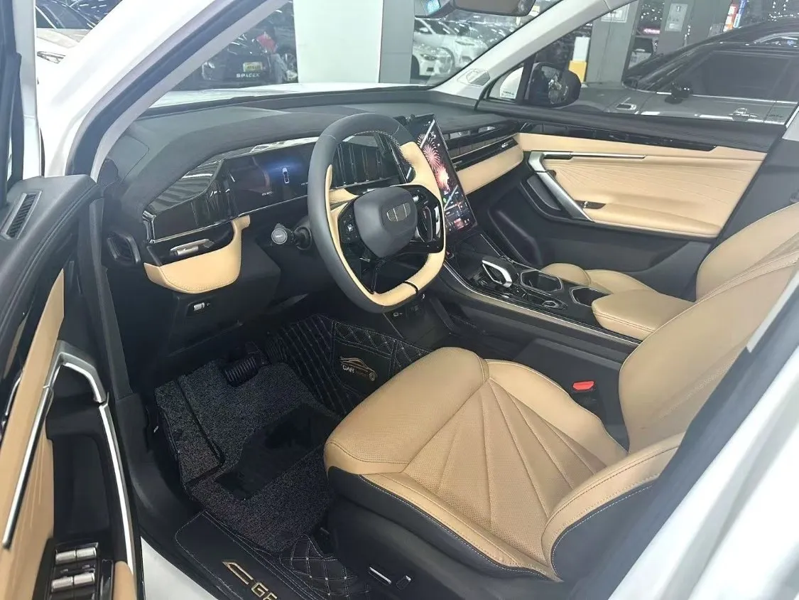 GEELY BOYUE L PREMIUM 2023