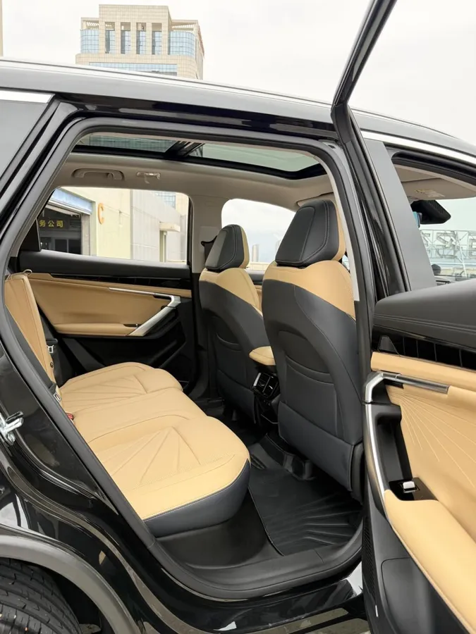 GEELY BOYUE L PREMIUM 2024